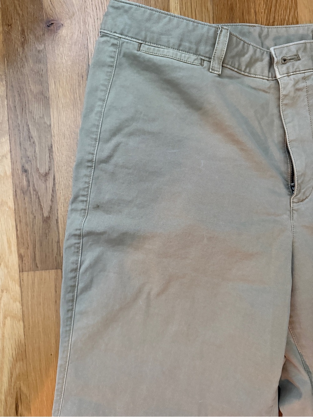 Classic GAPKhaki wide leg pants
